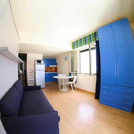 Apart-hotel Nettuno 4*