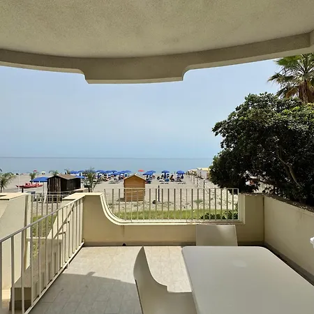 Apart-hotel Nettuno