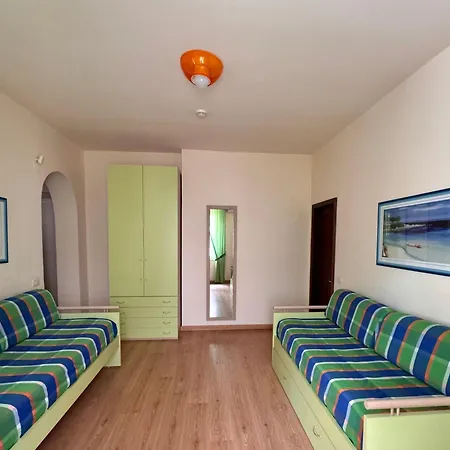 Apart-hotel Nettuno Giardini Naxos