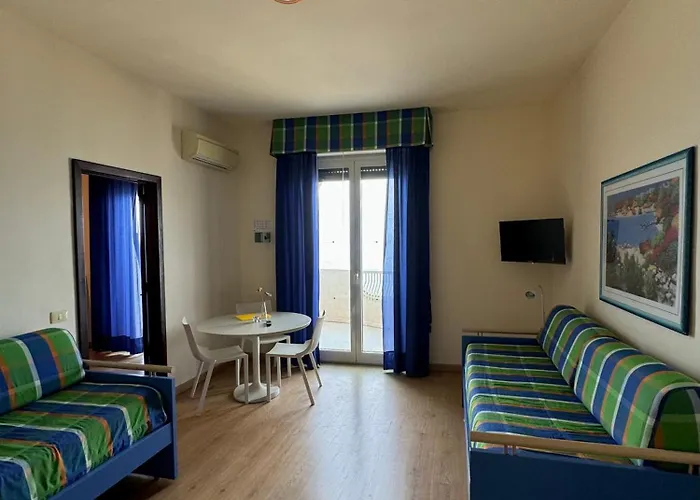 Nettuno Aparthotel Giardini-Naxos