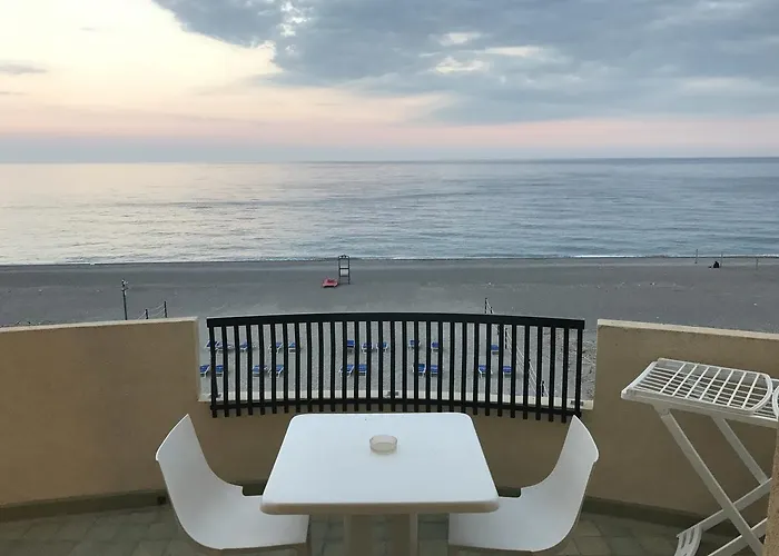 Nettuno Aparthotel Giardini-Naxos