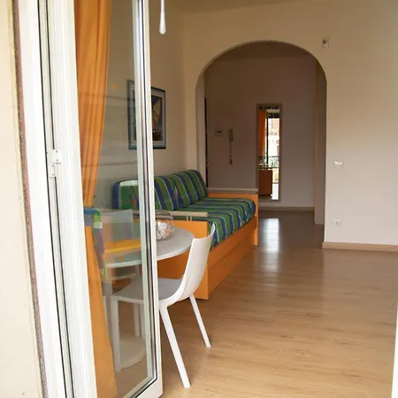 Aparthotel Nettuno Giardini Naxos