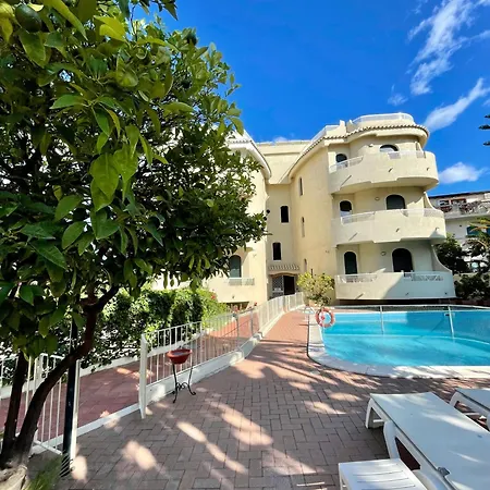 Nettuno Aparthotel *