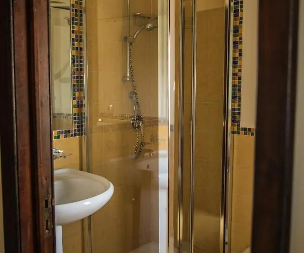 Nettuno شقة فندقية 4*