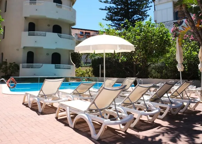 Nettuno 4* جيارديني ناكسوس