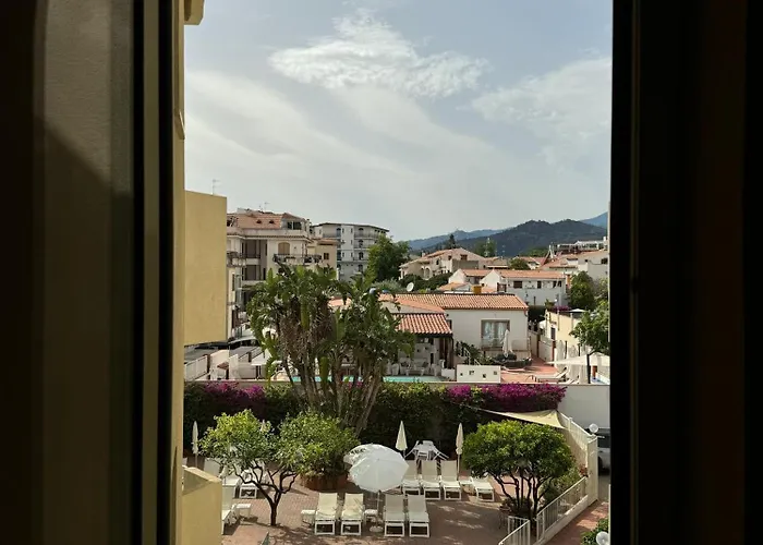 Nettuno شقة فندقية جيارديني ناكسوس