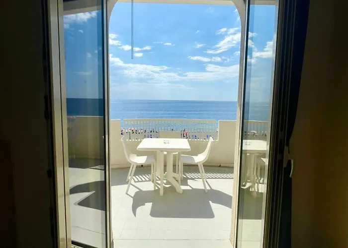 Nettuno 4* جيارديني ناكسوس