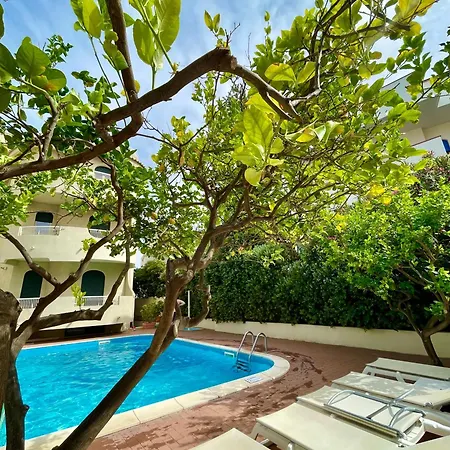 Nettuno Giardini Naxos