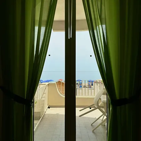 Nettuno Apart Otel 4*
