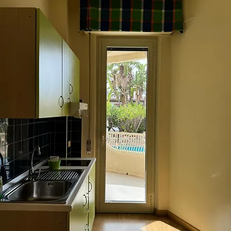 Apart Otel Nettuno 4*